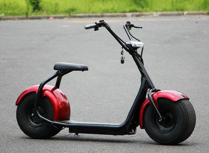 scooter with two front wheels