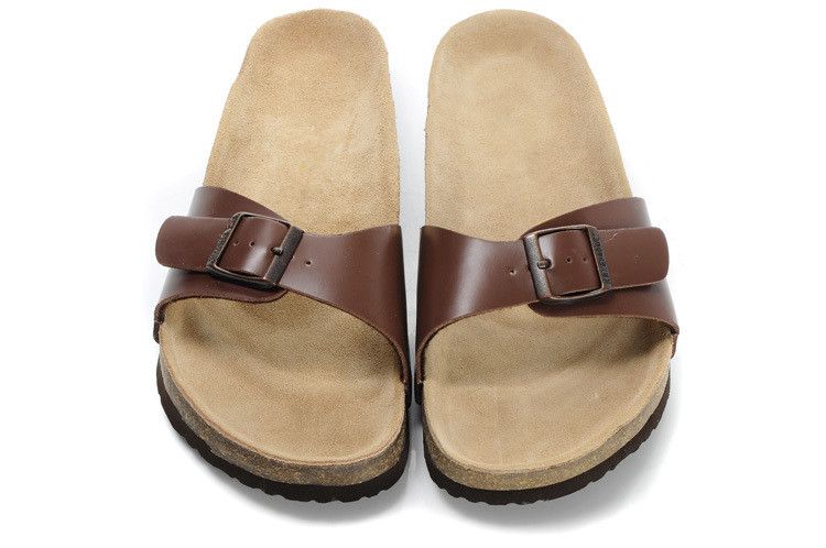 New Famous Brand Mens Flat Sandals 