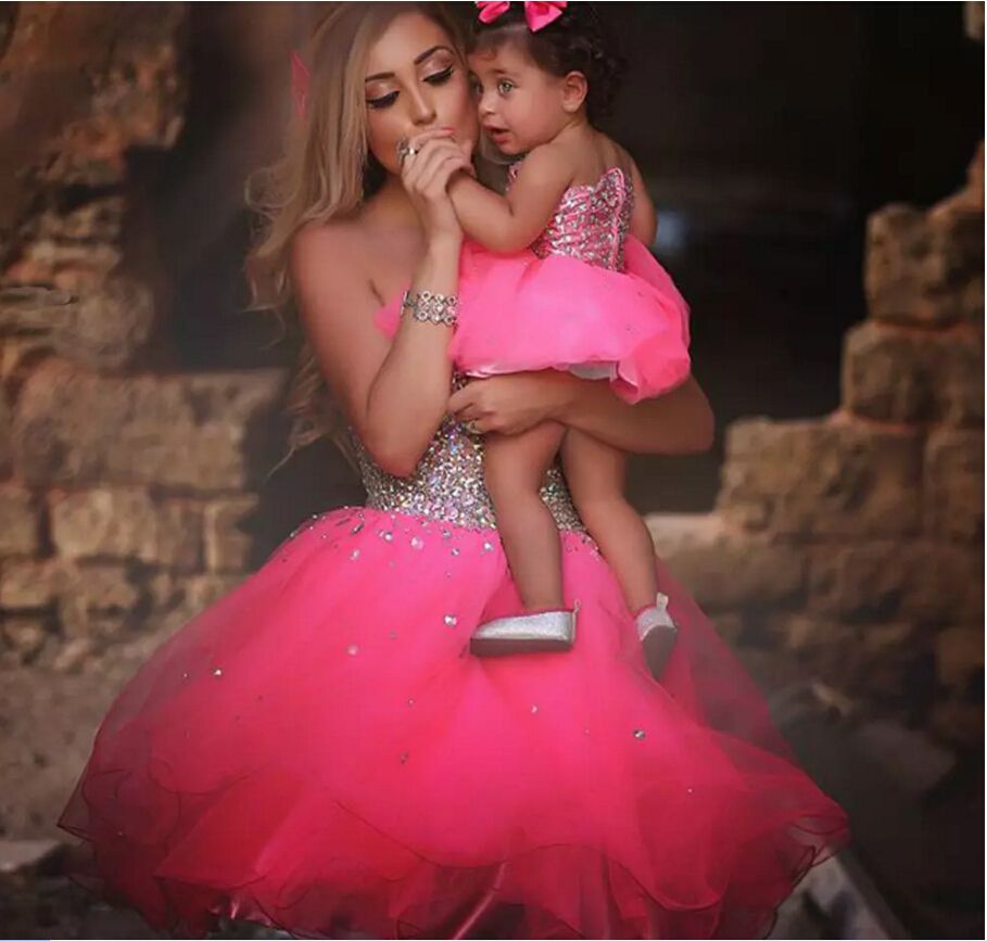 Vestido de fiesta lindo Vestidos de fiesta cortos Vestido para madre e hija 2019 Perlas de Vestido de fiesta lindo Vestidos de fiesta cortos Vestido para madre e hija 2019 Perlas de