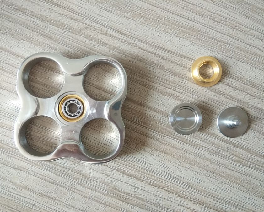 fidget hole