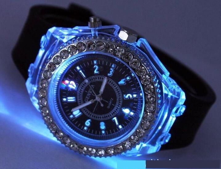 LED Light Glow Geneva Watches Diamond 