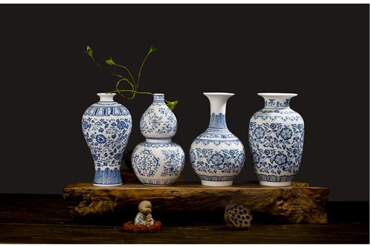 Blue And White Porcelain Vases Interlocking Lotus Design Flower