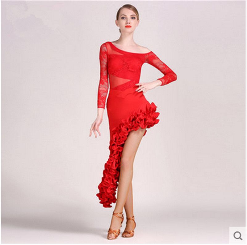 robe rouge salsa