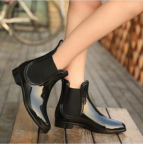 trendy rubber boots
