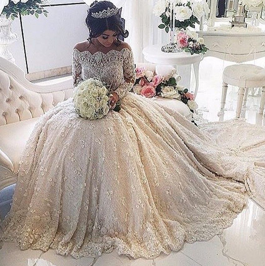 Discount Vestidos De Novia 2019 Long Sleeve Off Shoulder Luxury Lace Wedding Gowns With Appliques Pearls See Through Bodice Dubai Bridal Gowns Cheap