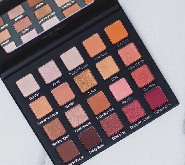 Violet Voss Holy Grail Pro Palette