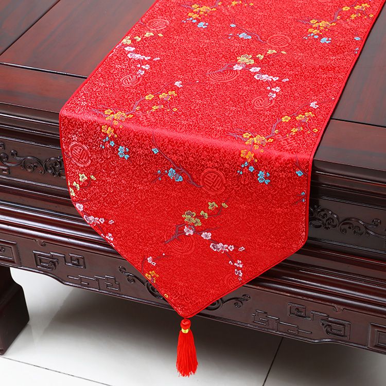 Luxury Short Length Cherry Blossoms Table Runner Fashion High End Silk