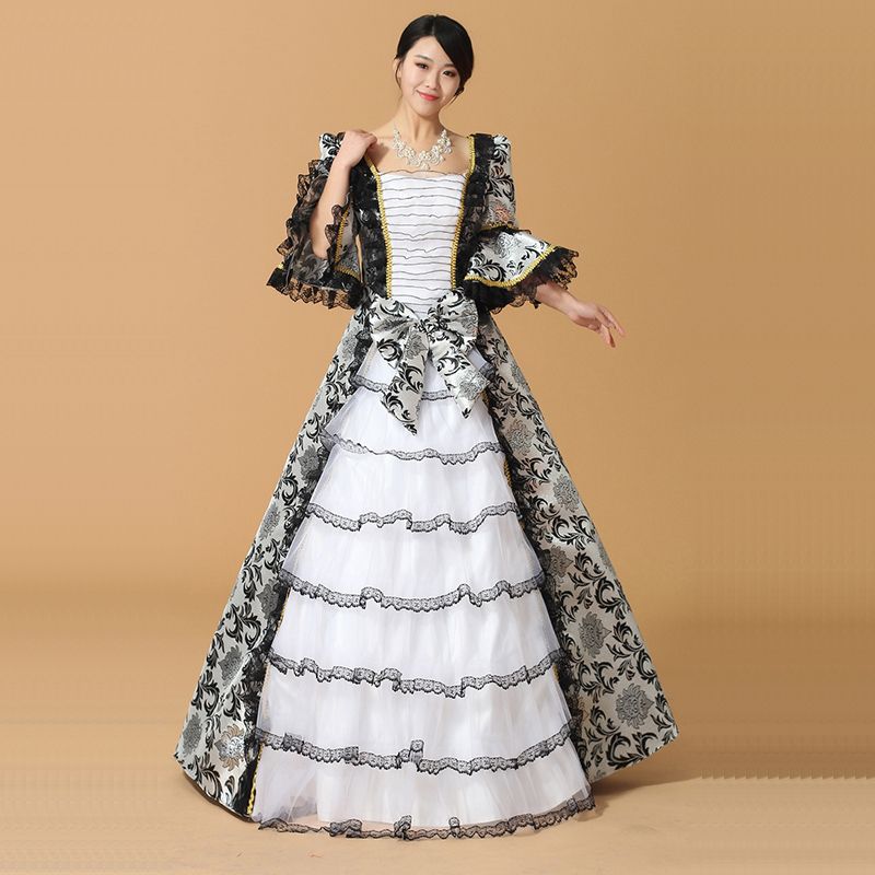17th century ball gowns