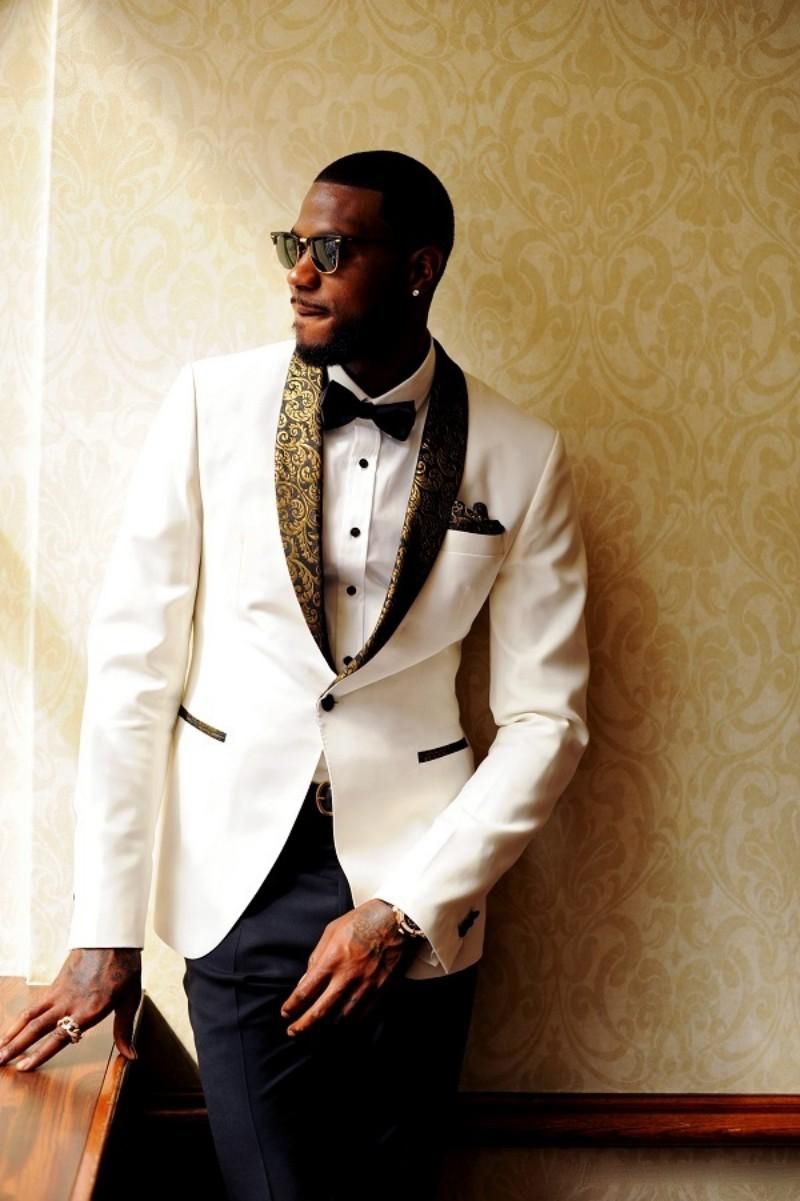 Compre Apuesto Blanco Hombres Trajes De Boda Slim Fit Novio Esmoquin Barato  Padrinos Traje De Dos Piezas Formal Empresas Chaquetas Con Pajarita A 80,09  € Del Weddingplanning | Es.Dhgate.Com