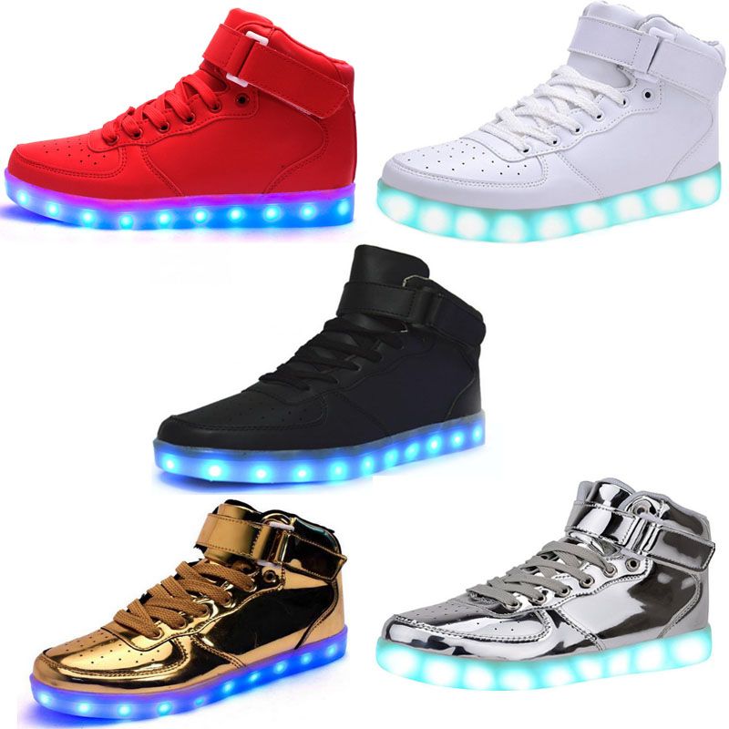 Unisex carga USB High Light Shoes 7 colores intermitentes ocasionales que brillan