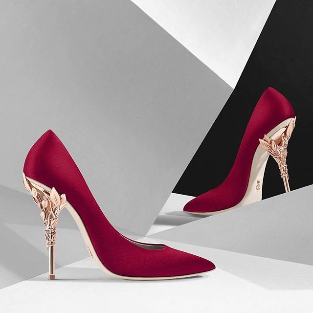 burgundy wedges wedding