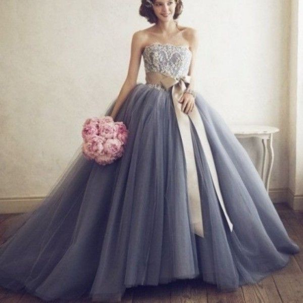 silver and lavender bridesmaid dresses