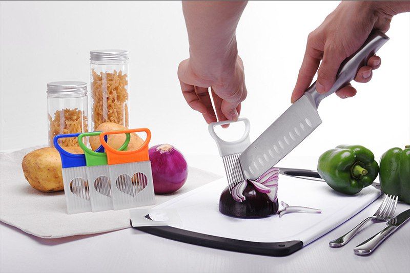 Chef Aid CIPOLLA titolare POMODORO VERDURE FRUTTA AFFETTATURA AFFETTATRICE facile strumento da cucina