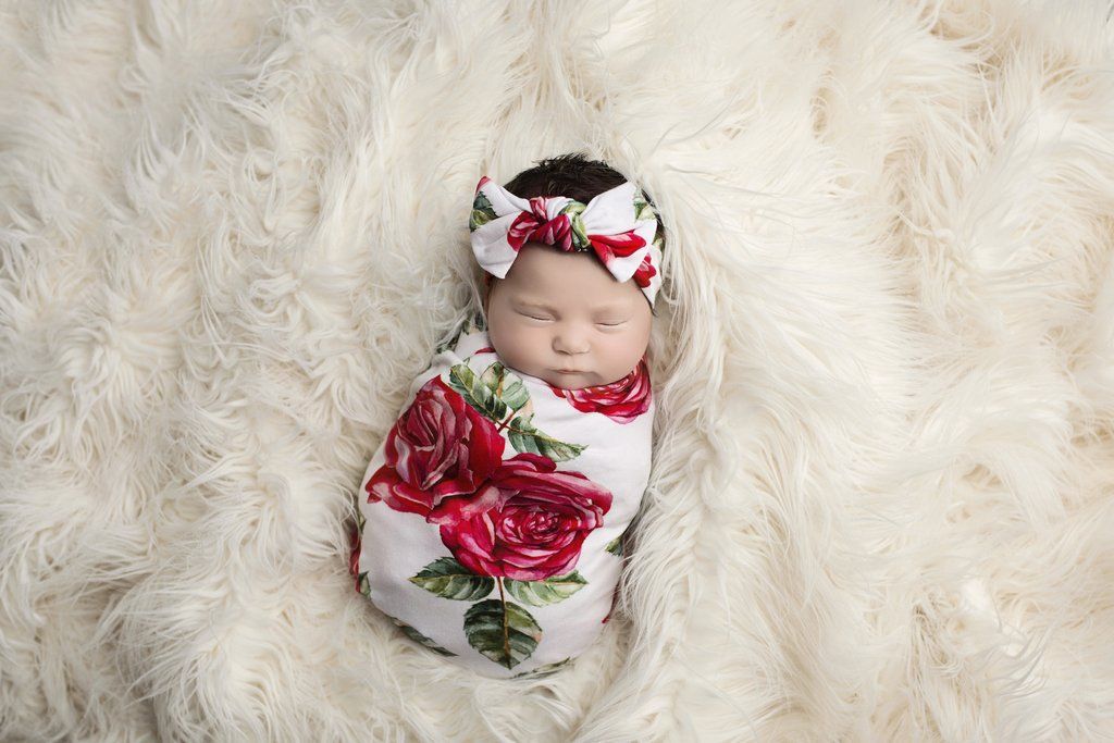 newborn swaddle photos