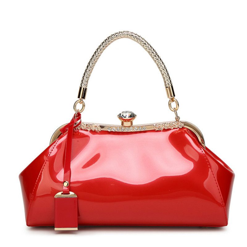Download 2017 The Glossy Female Bag Patent Leather Fashion Bride High End Womens Single Shoulder Oblique Cross With The Bag In Atmosphere From Duyuesen 26 87 Dhgate Com
