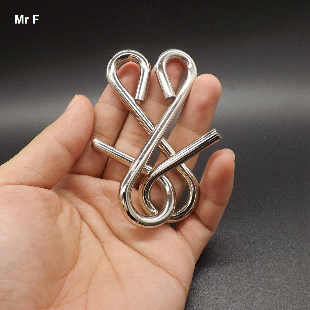 metal ring puzzle