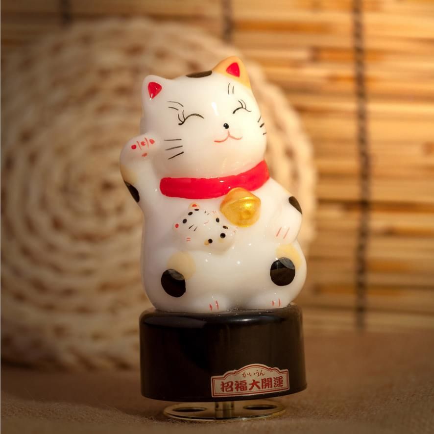 japanese cat decoration