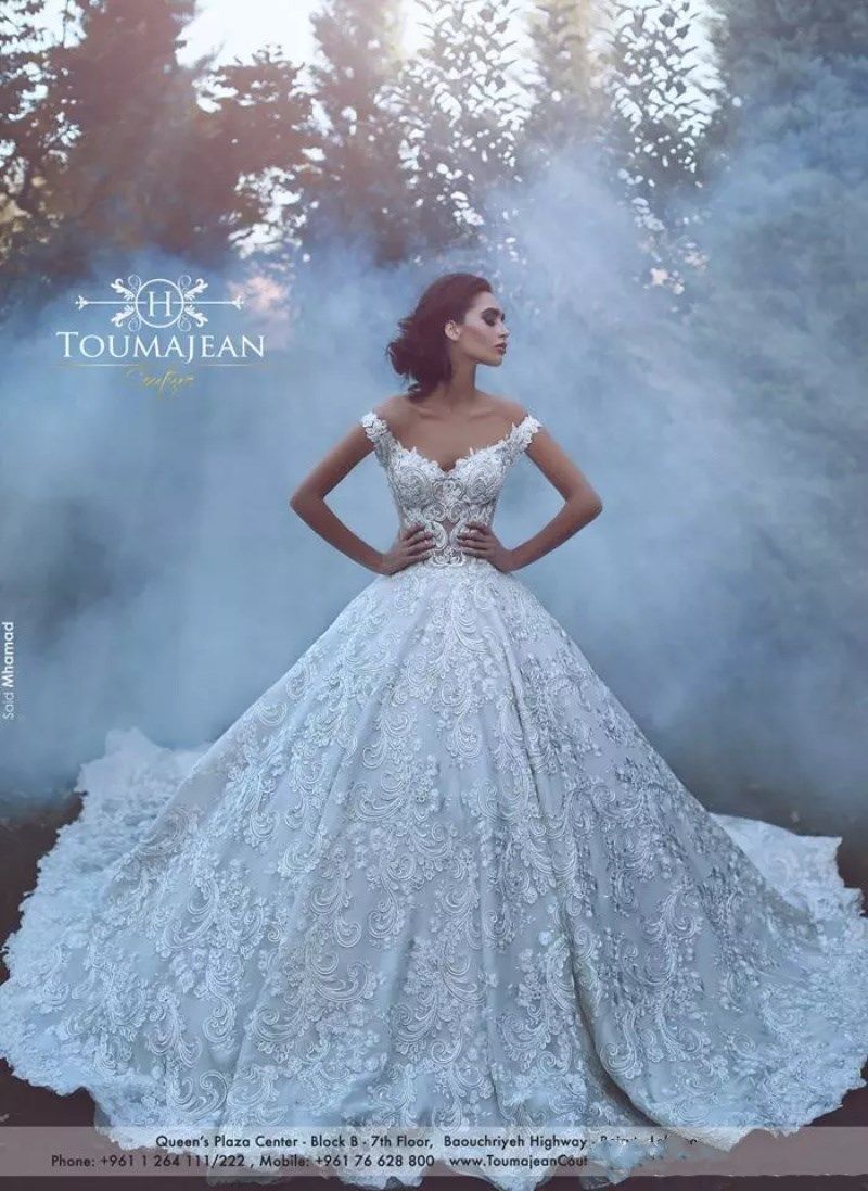 Luxury Wedding Dress Saudi Arabia Full Appliques Bridal Cathedral