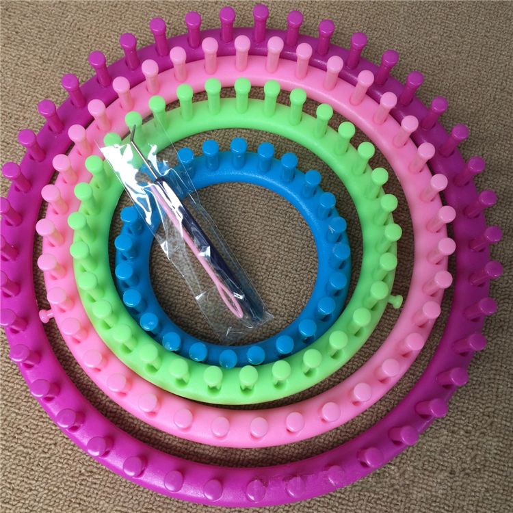 2019 Colourful 4indiy Knitting Tool Abs Plastic Knit Quick Round Knitting Loom Set Hat Scarf Sweater Looms Hand Knitting Knit Loom La476 From