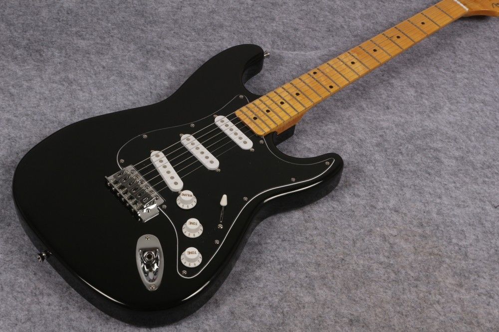 Fender American Artist Dave Murray Strat MN Negra