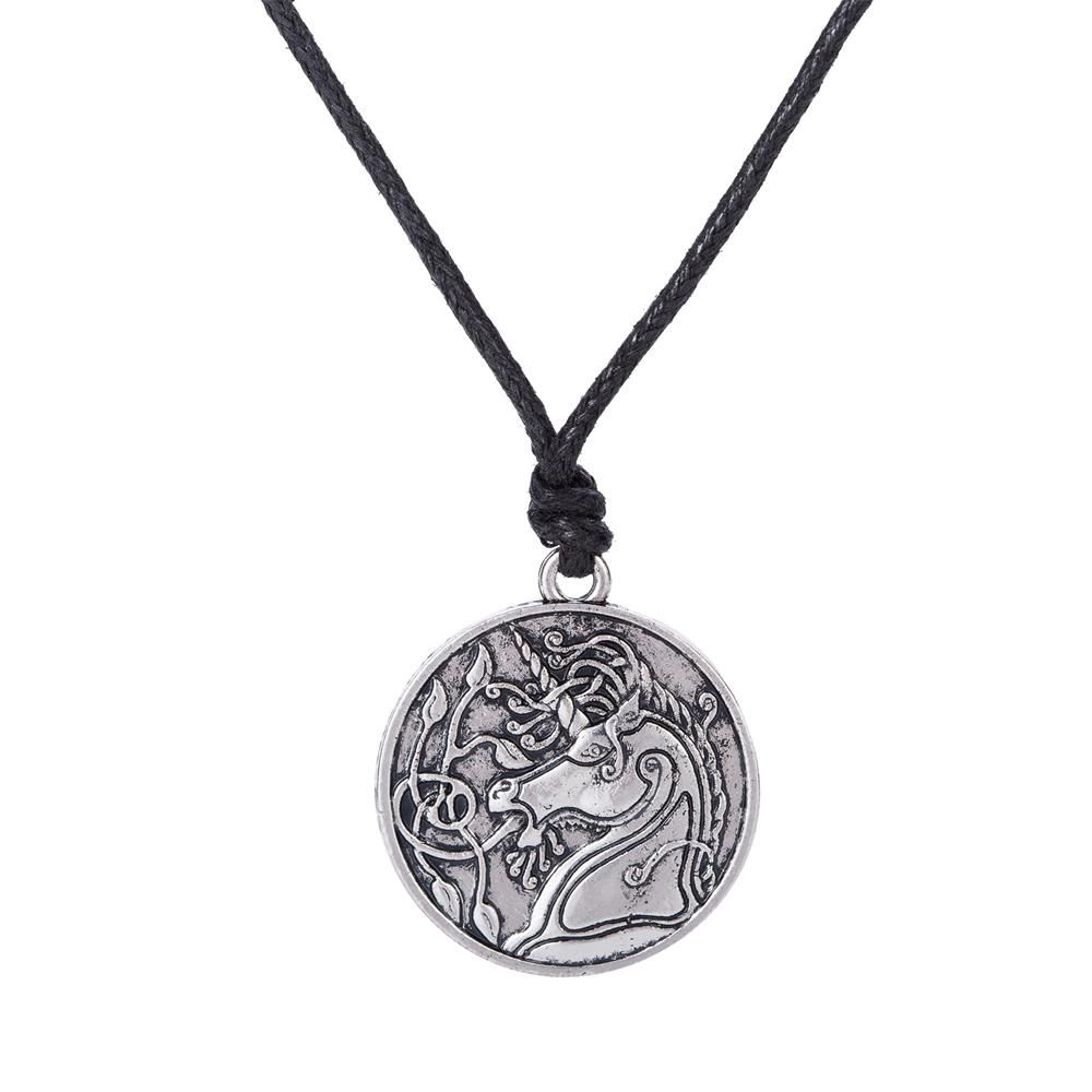 Whole Irish Knot Round Animal Horse Necklace Vintage Accessories Male Amulet Symbols Silver Pated Pendant Rope Chain Pendants For