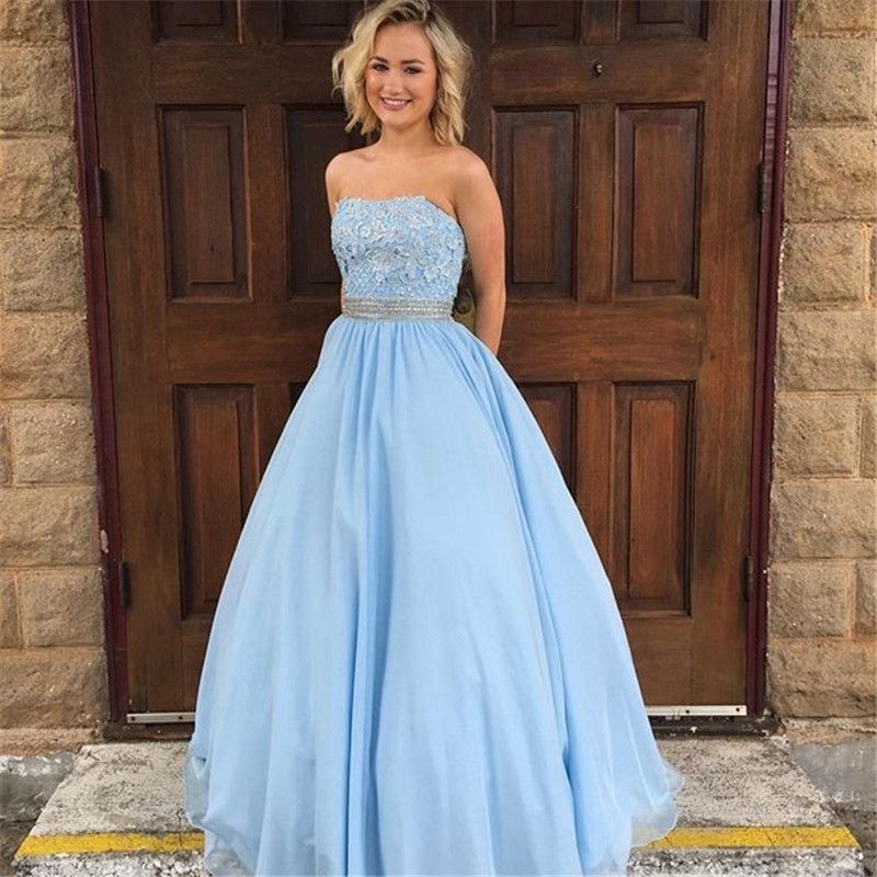 Vestidos de fiesta | Alquiler de trajes. Look de Novios
