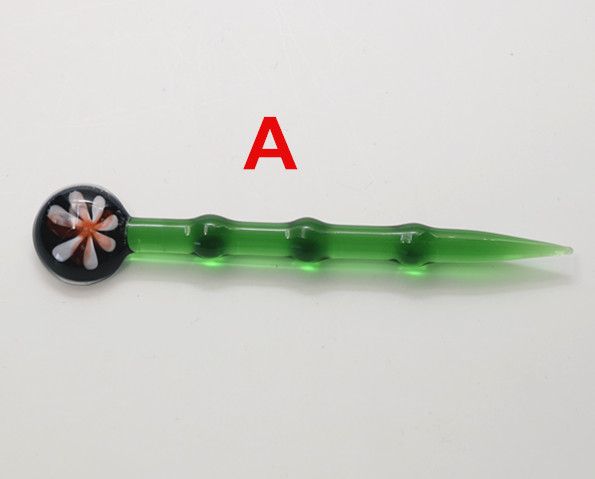 A green glass dabber