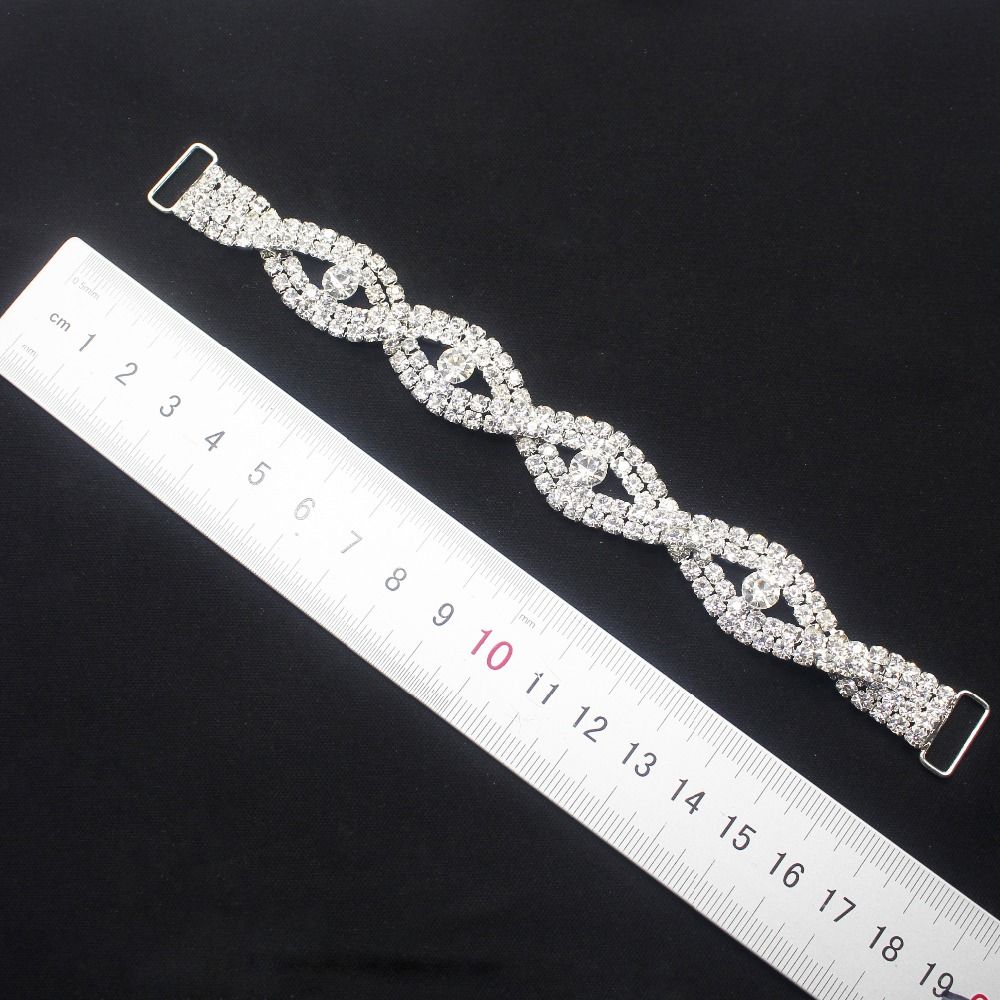 Nouvelle longue Argent Strass Bikini Connecteurs Boucle SUPERBE LOOK chaîne en métal