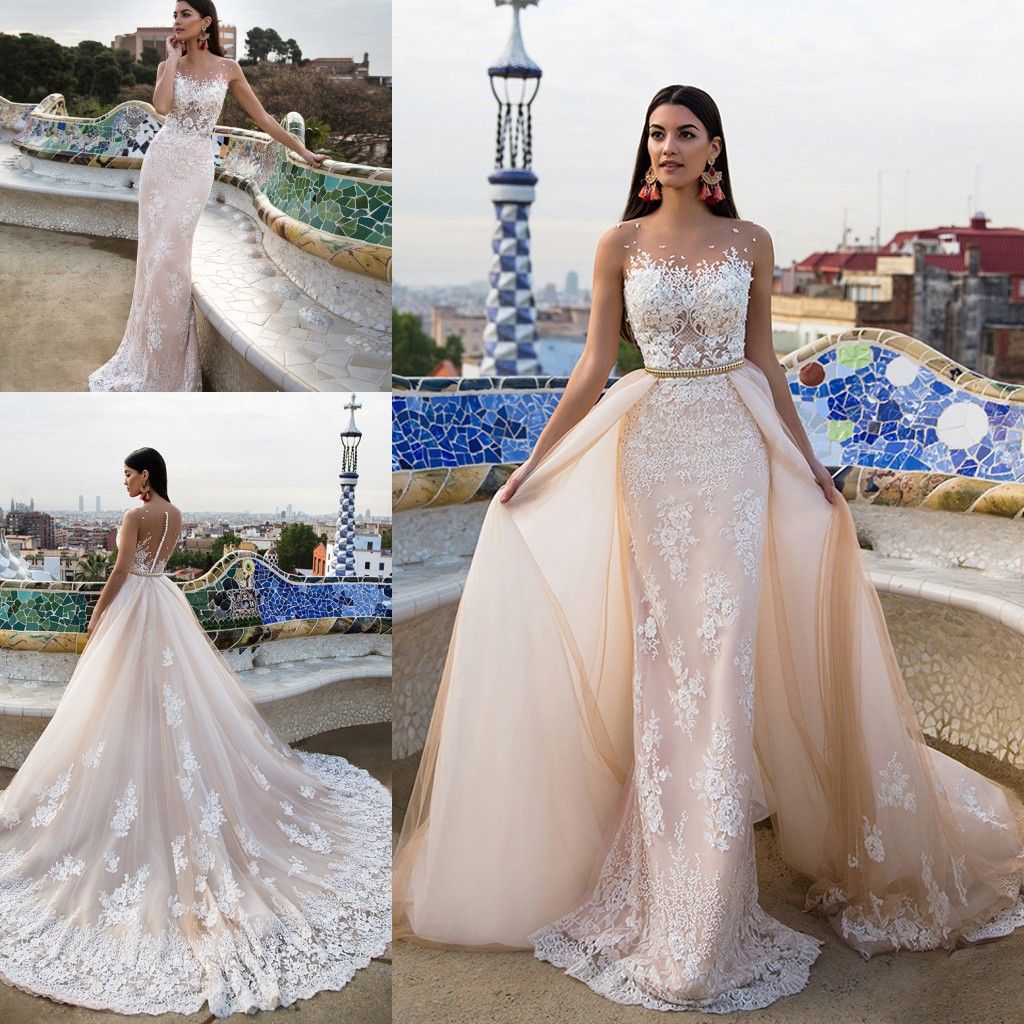 trumpet wedding dress with detachable train