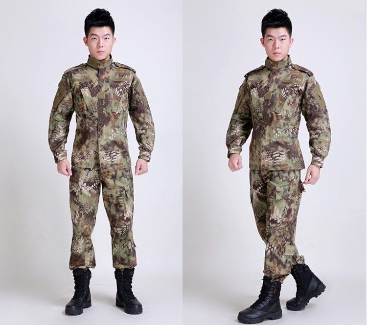 multicam tracksuit