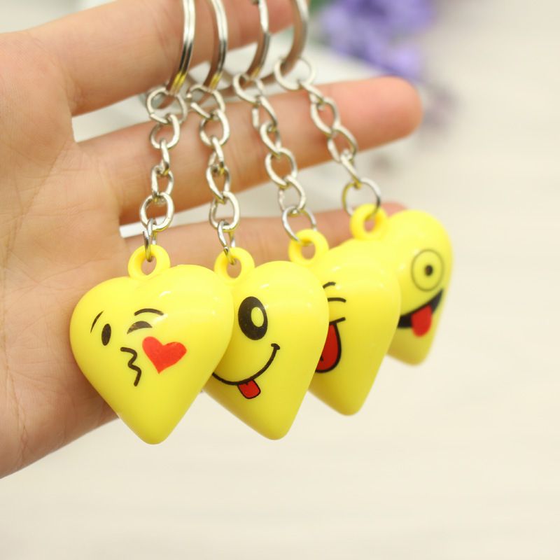 Satin Al Kadinlar Icin Kawaii Karikatur Emoji Yuz Kalp Seklinde Anahtarliklar Canta Kolye Araba Anahtarliklar Dogum Gunu Partisi Hedi 116 69 Dhgate Com Da