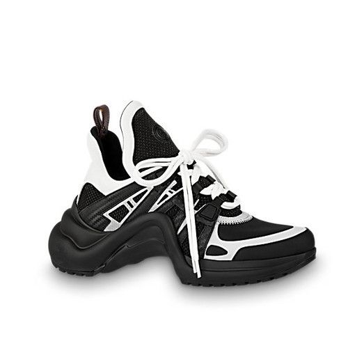 latest trainers womens 2018