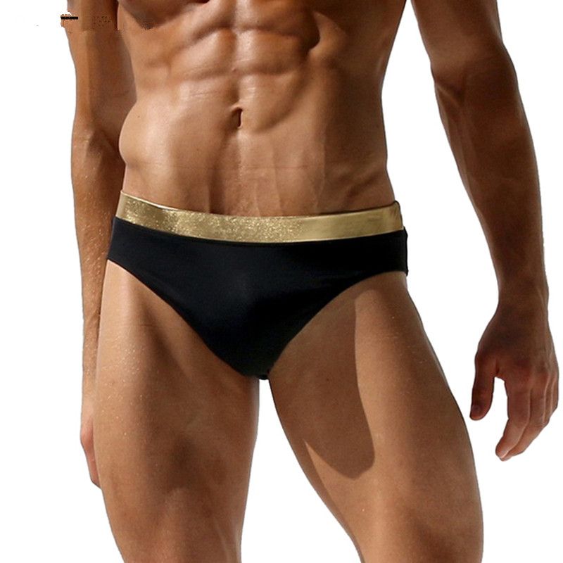 Compre Sensación De Metal Trajes De Baño Para Hombres Hombres Sexy Traje De Baño Piscina En La Playa Breves Calzoncillos Hombres Calientes Swim Trunk Sunga A 18,3 € Del Clothingcart | DHgate.Com