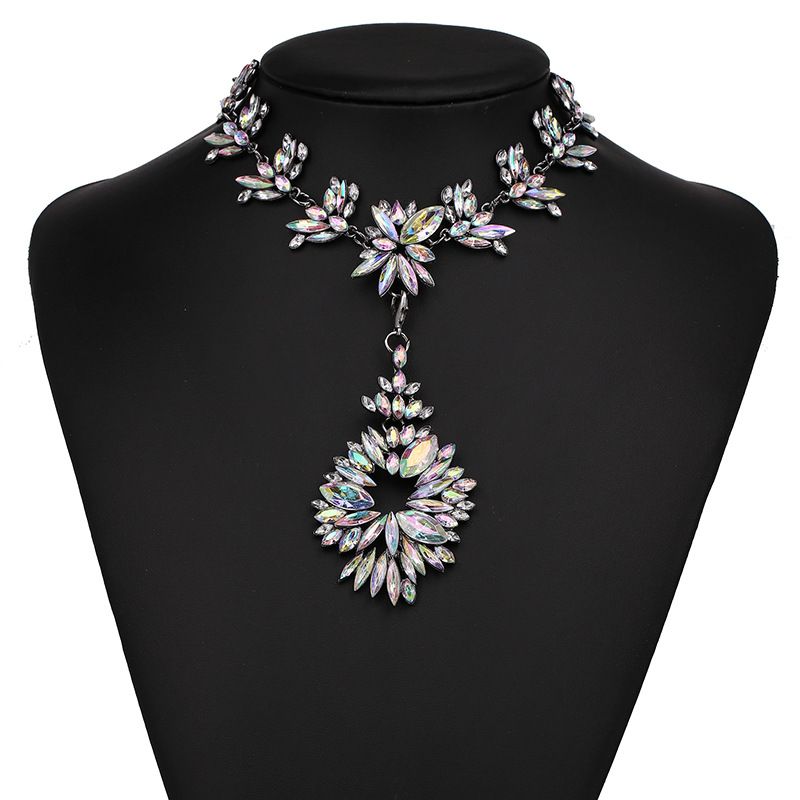 Fashion Women Crystal Rhinestone Diamond Flower Pendant Choker Necklace Jewelry