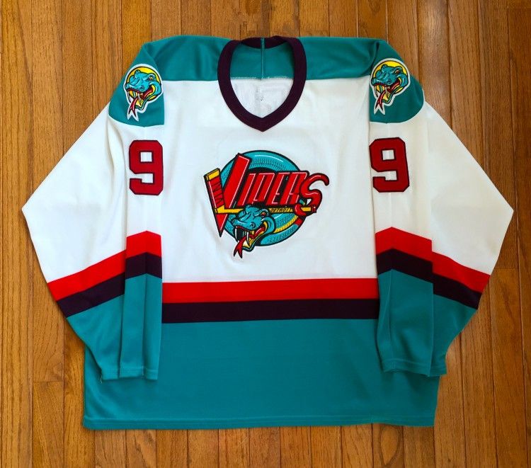 detroit vipers shirt
