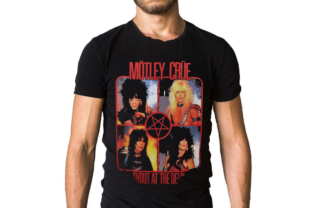 camiseta motley crue shout at the devil