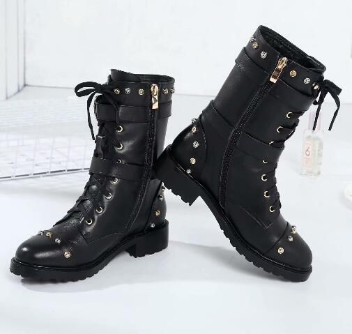 Acheter Pas Cher Femmes Style Zip Rivet À Lacets Demi Bottes En Cuir  Véritable Talon Bas Martin Bottes Bout Rond Chaussures De Soirée Femmes  Taille 34 40 Du 187,09 € | Fr.Dhgate