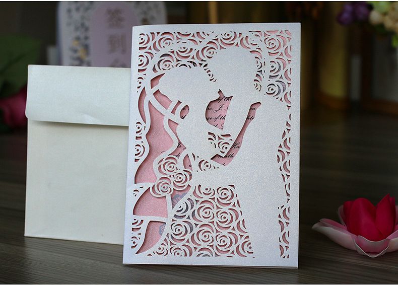 2018 New Design Hollow Flora Bride And Groom Wedding Invitations