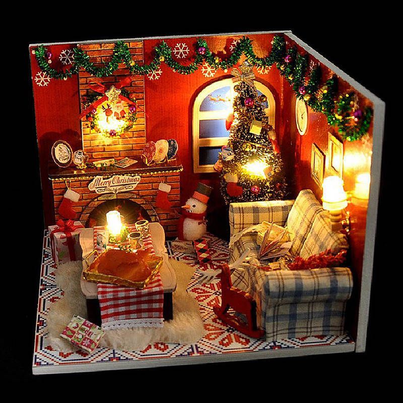 christmas dollhouse