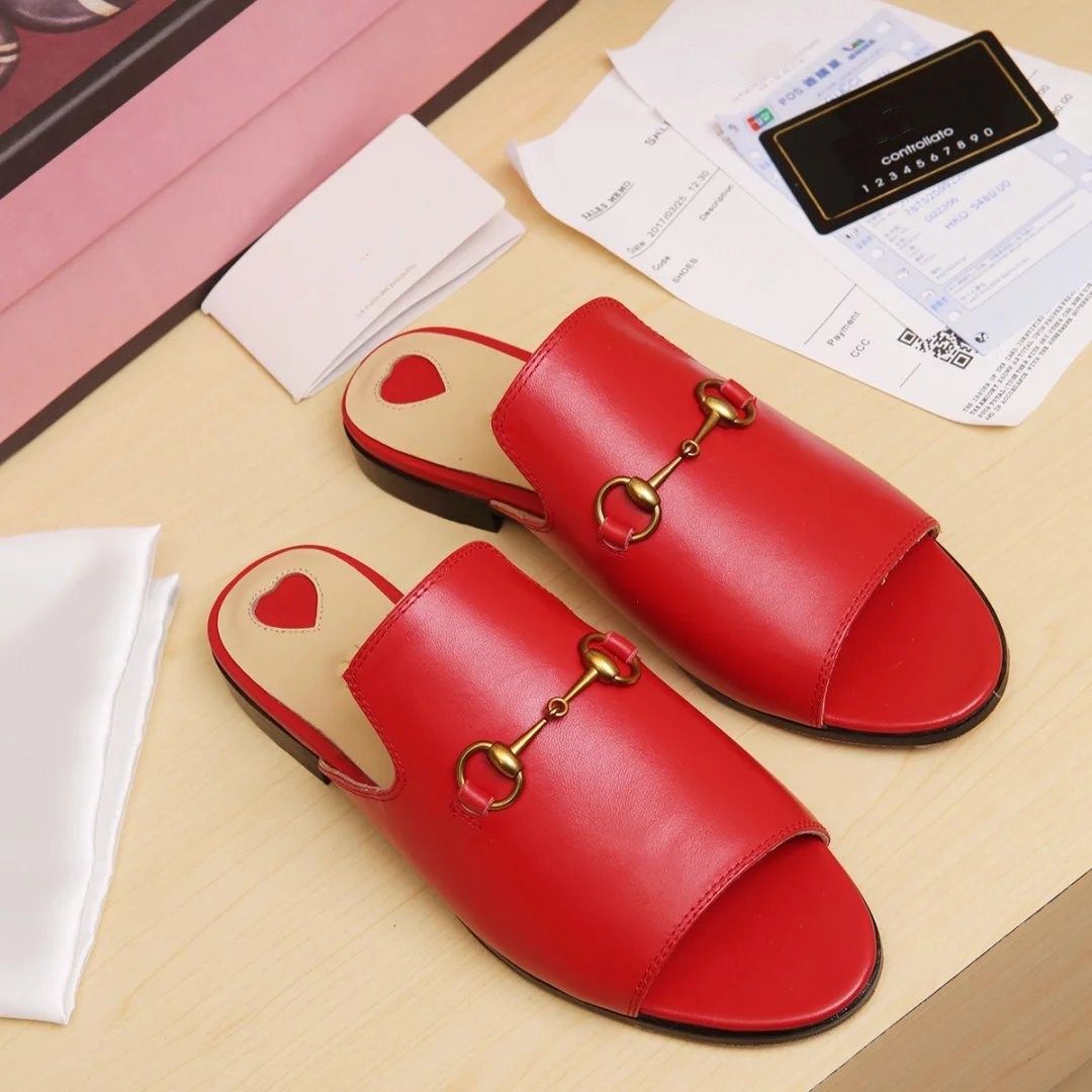 2018 New Style Winter Shoes Women Slipper Low heels Bling Fur Slippers Warm Plush Slides Out 