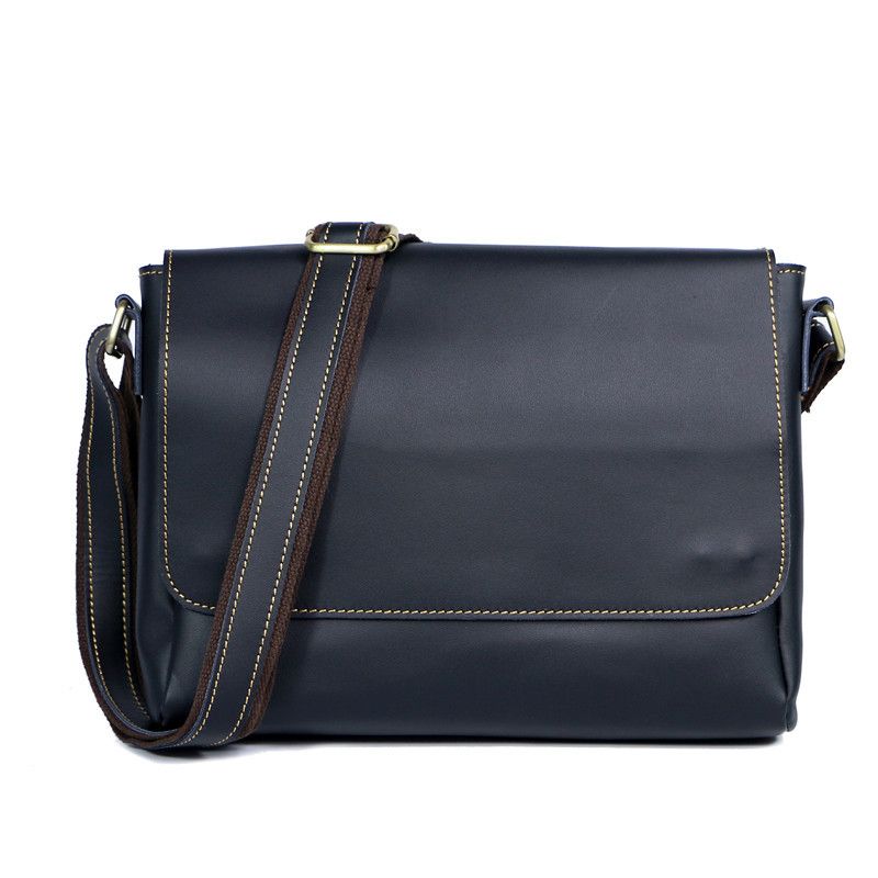 simple black shoulder bag
