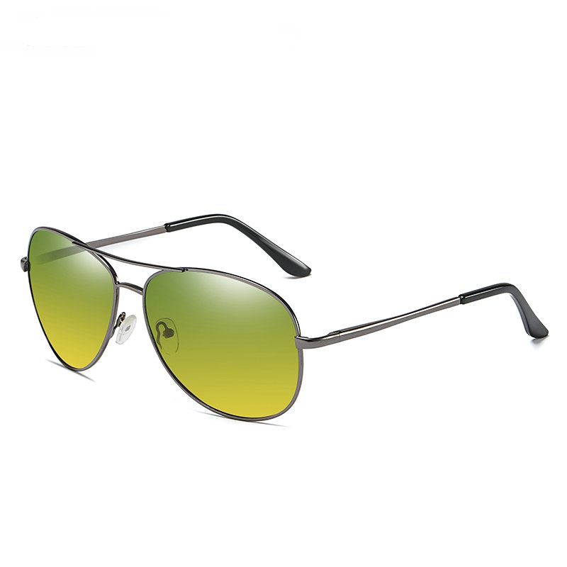 Cinza + lentes verde-amarelo