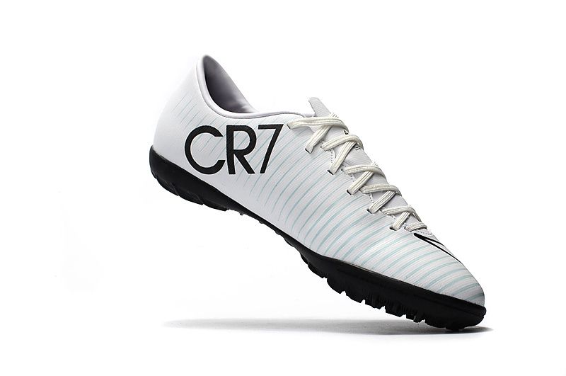 ronaldo indoor soccer shoes