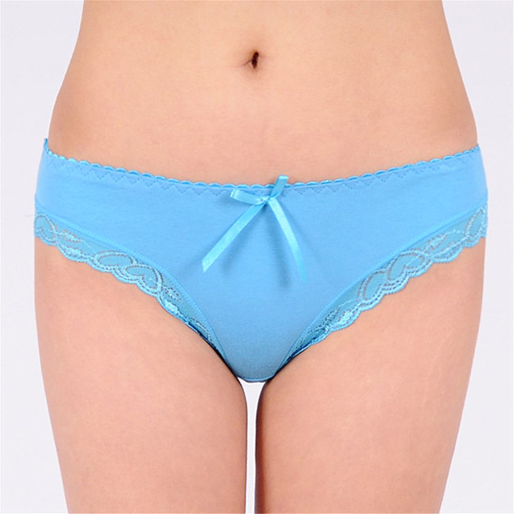 Femme avec slip Clearance