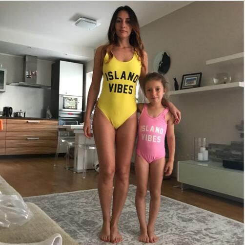 mom daughter bikinis