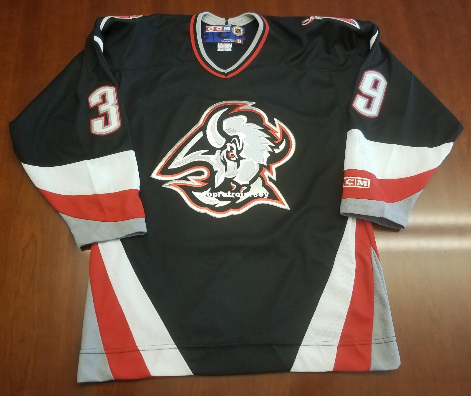 buffalo sabres retro jersey