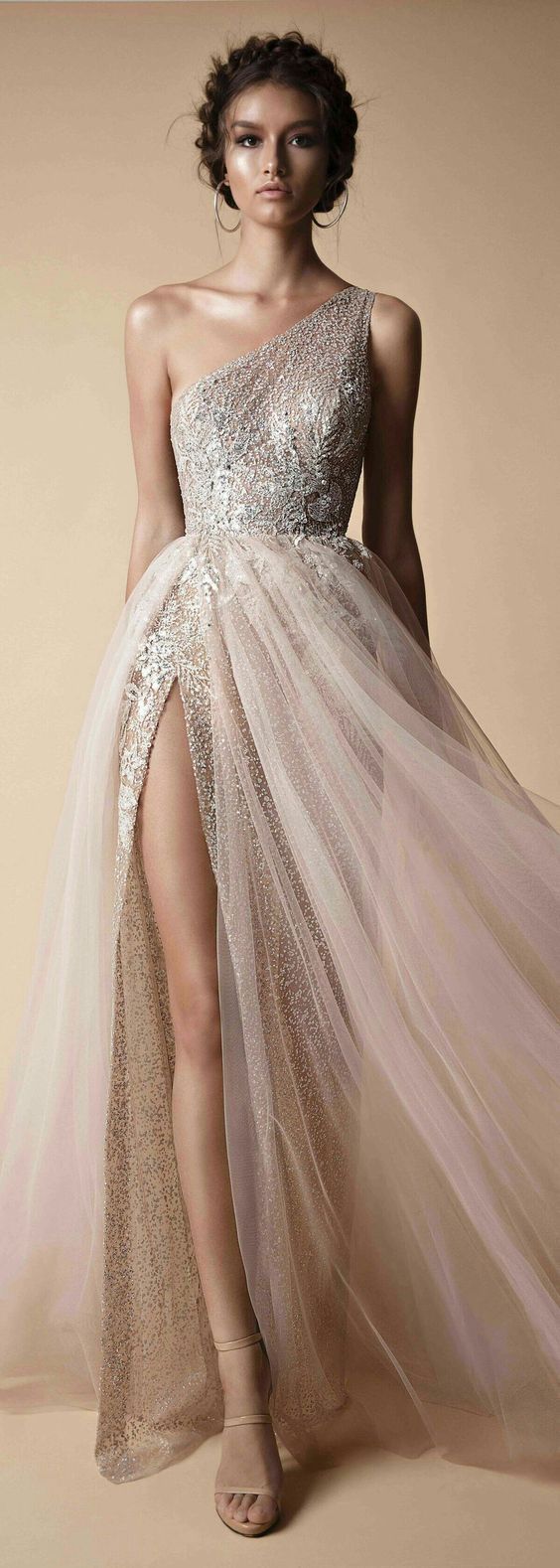 one side shoulder gowns