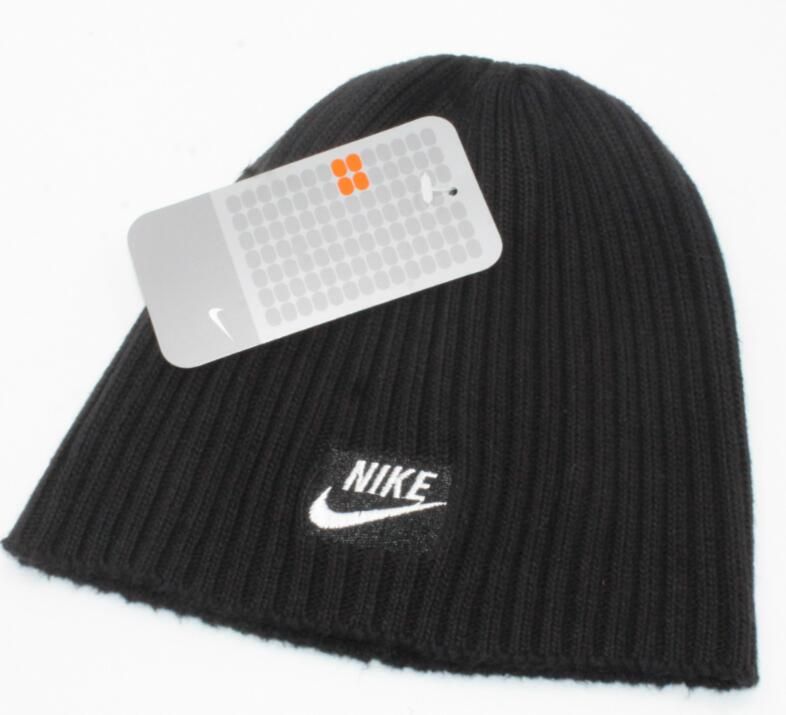 nike hat winter
