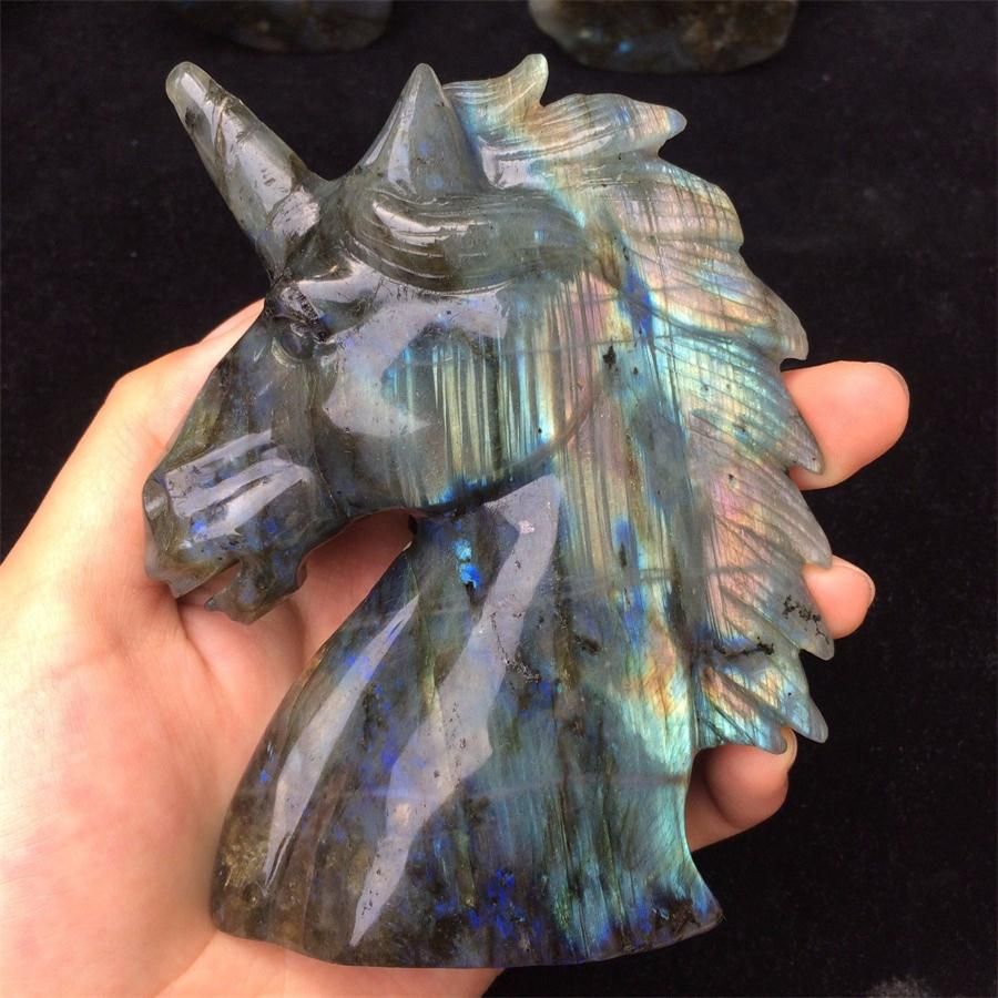 2020 Manual Carving Natural Labradorite Quartz Unicorn Skull
