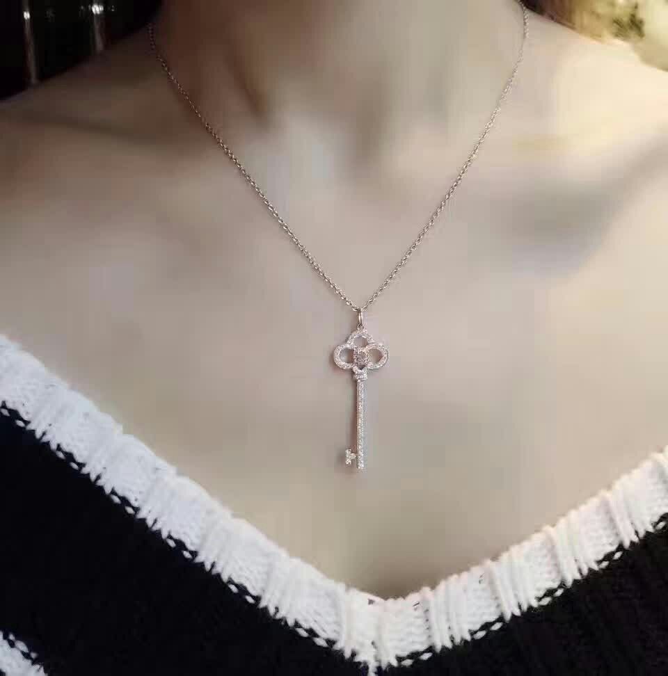 Whole 2018 New Lady Full Diamond Pink Key Necklace 925 Sterling Silver Edition Elegant Charm Fashion Noble Charms For Bracelets Mom - Swarovski Noble Key Pendant Whole 2018 New Lady Full Diamond Pink Key Necklace 925 Sterling Silver Edition Elegant Charm Fashion Noble Charms For Bracelets Mom - Swarovski Noble Key Pendant